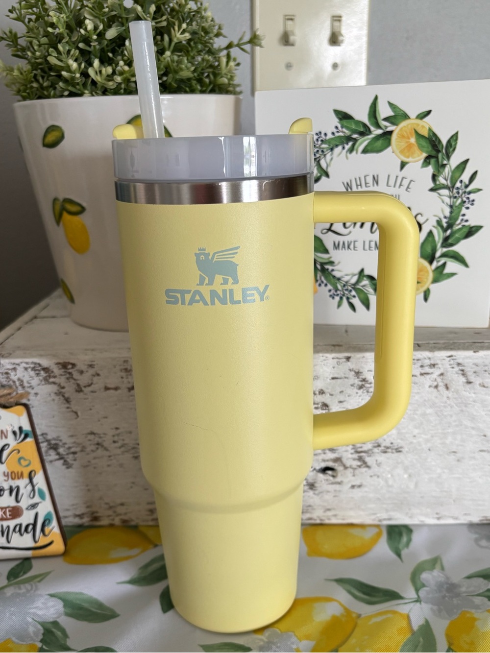 Stanley 30 Oz Pomelo Yellow Quencher Tumbler Cup with Handle, Straw & Lid